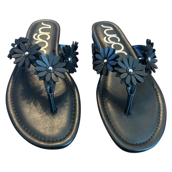 Sugar Black  Flat Thong Sandals Floral Band NEW Size 8.5 - Picture 2 of 10